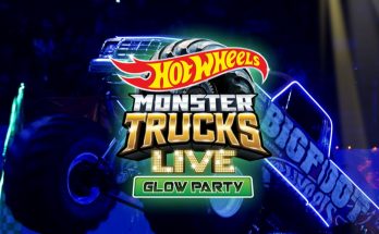 Hot wheels monster trucks live glow party 2024