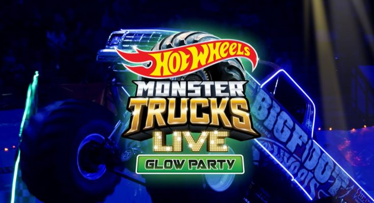 Hot wheels monster trucks live glow party 2024